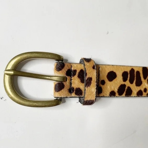 NWOT Woman’s Genuine Leather Leopard Print Belt w/Gold Hardware (Small) - Picture 1 of 7